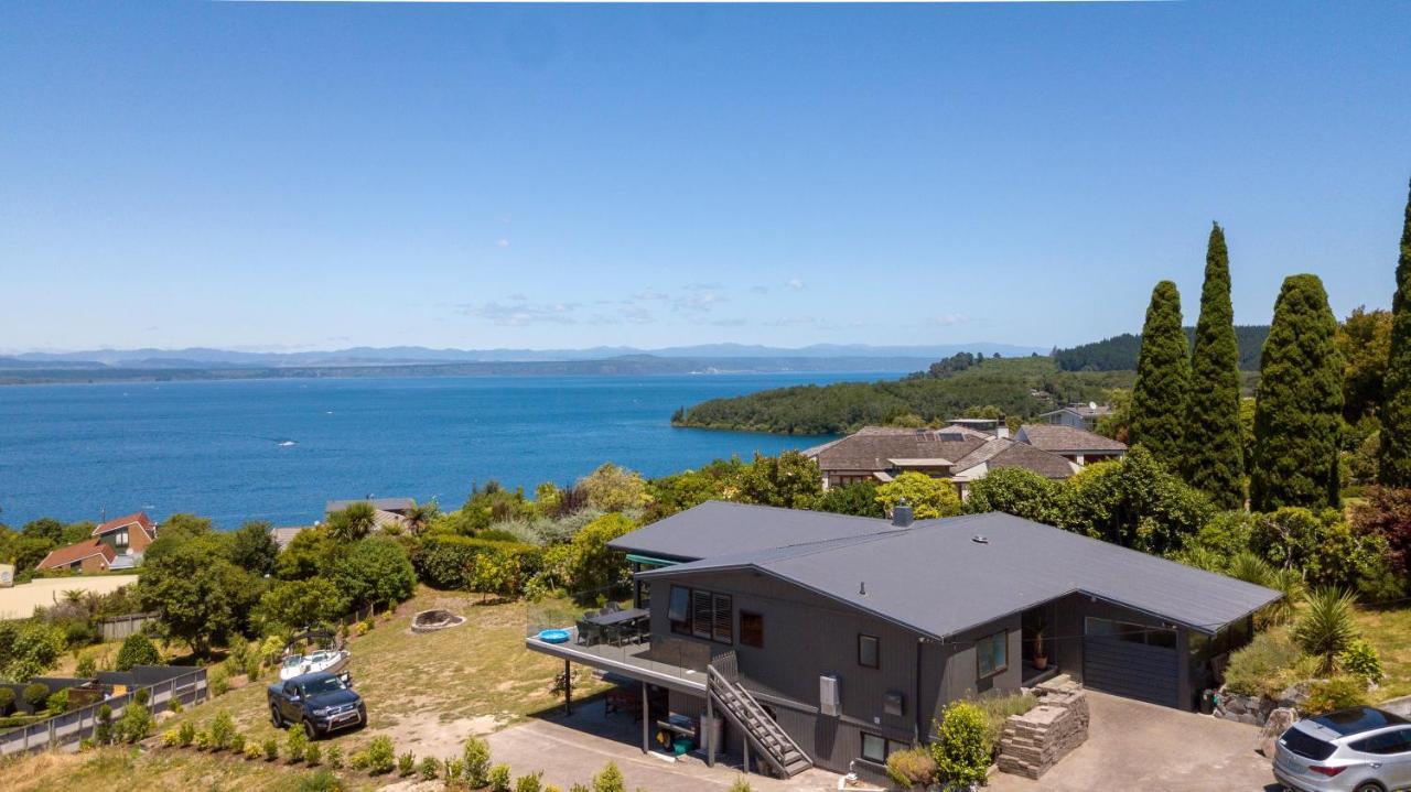 Acacia Bay Bach - Views, Spa & Serenity - Taupo Dış mekan fotoğraf