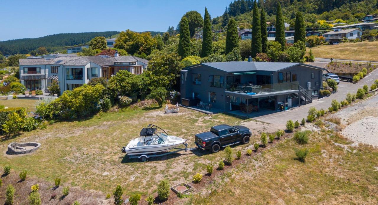 Acacia Bay Bach - Views, Spa & Serenity - Taupo Dış mekan fotoğraf